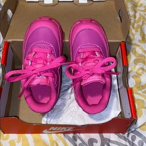 Toddler sneakers